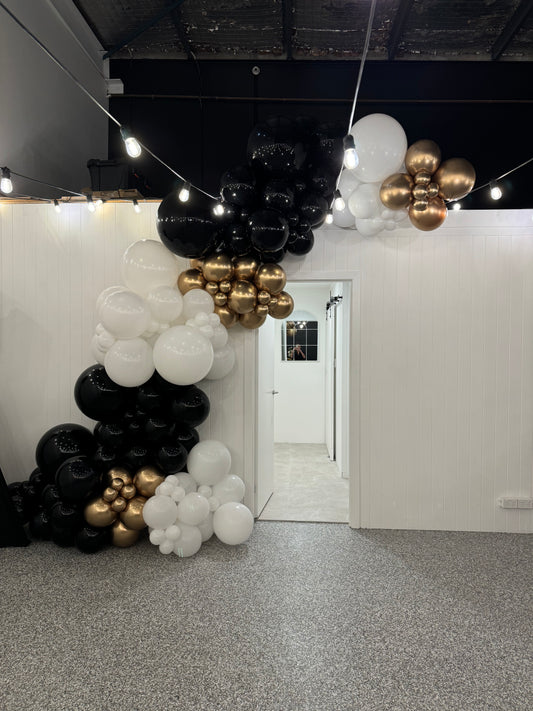 Balloon garland - lushusevents